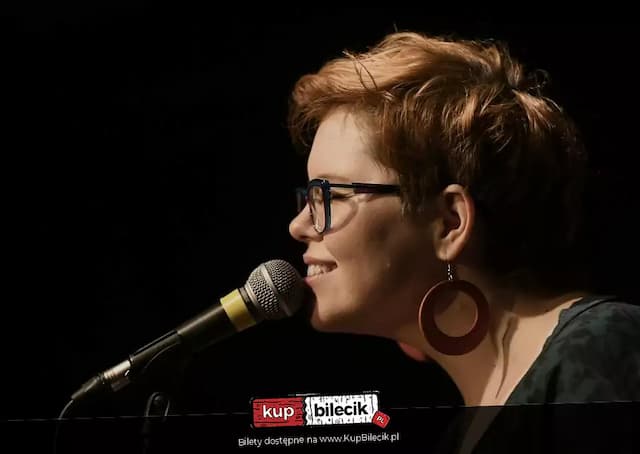 Joanna Knitter Blues & Folk Connection